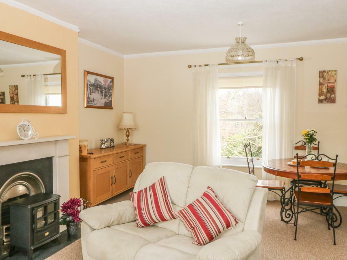 Apartamento Saltwood Torneo de Torneo de Eastbourne Exterior foto